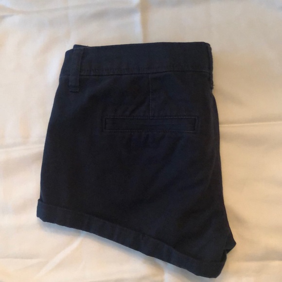 Abercrombie & Fitch - navy shorts. W25 size 0 - Picture 2 of 4
